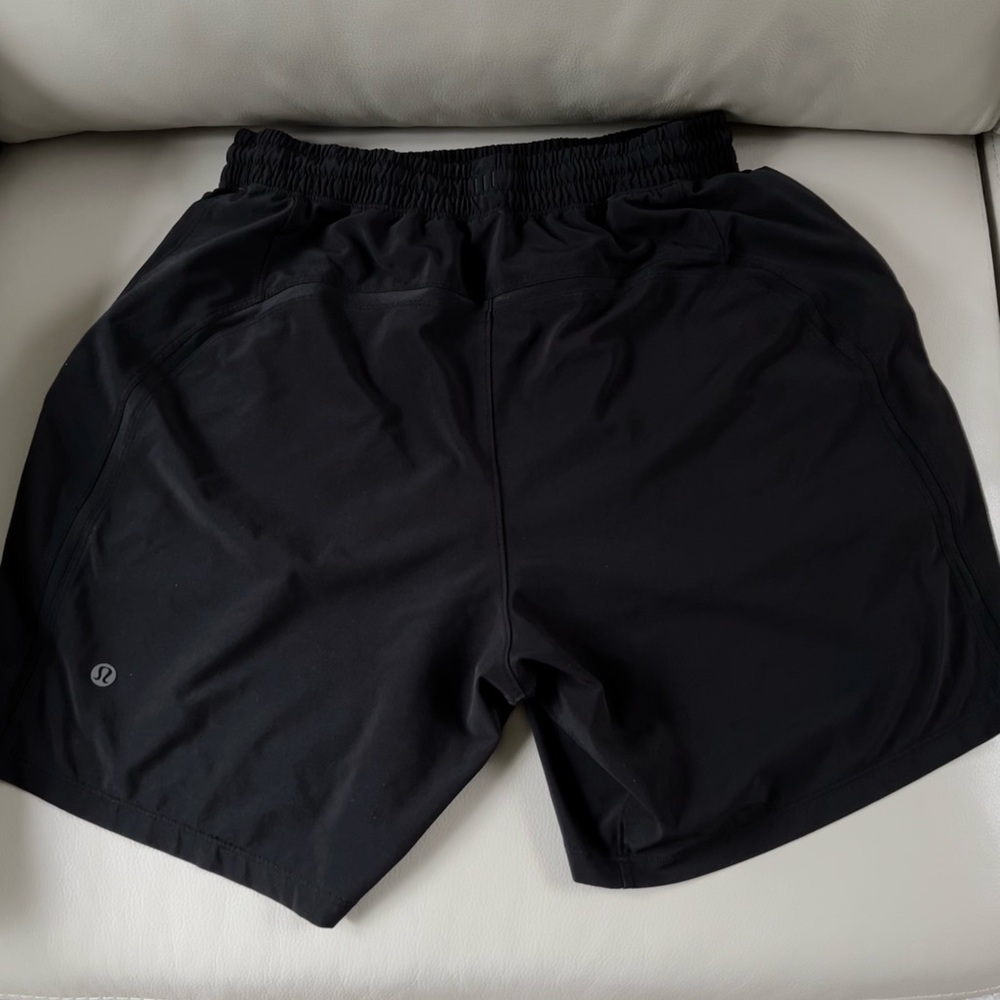 Lululemon Mens Athletic Sports Shorts Black Size Medium